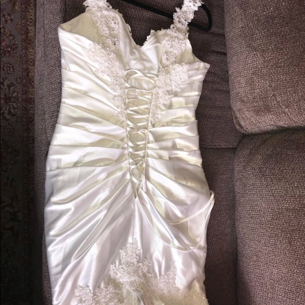 Sophia Tolli Wedding Dress - Picture 6 of 8